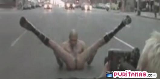 automamada por las calles de la ciudad