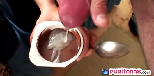 ¿te hace un yogur de chocolate con leche?